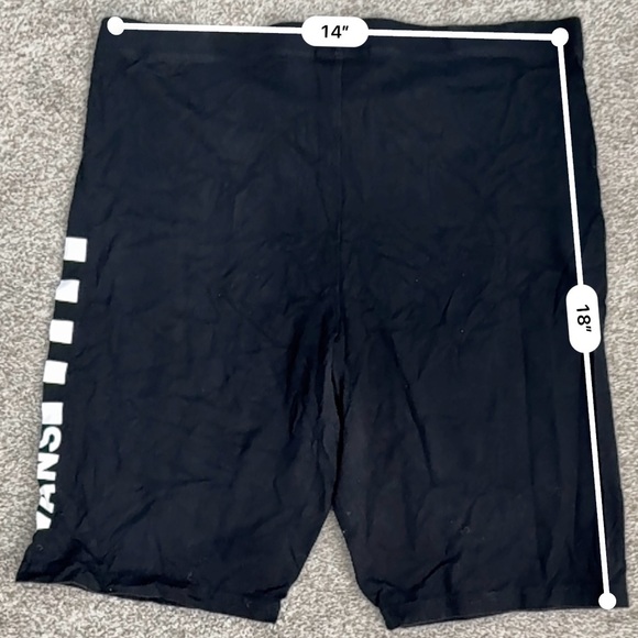 Vans biker shorts - Picture 5 of 5